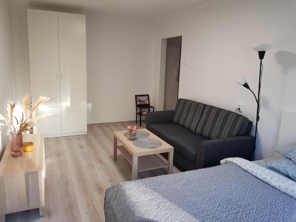 Modern Studio Naujakiemio, Self-Check-In, Free Parking Klaipeda Bagian luar foto